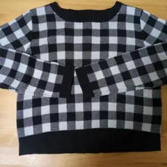黒と白のチェック柄 長袖ニット 38
