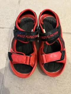 サンダル　男の子　赤　黒　18.0