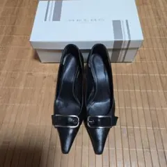 MELMO パンプス ブラック バックル付のサムネイル