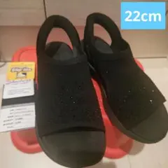 SKECHERS スケッチャーズ Slip-ins サンダル 22cmのサムネイル