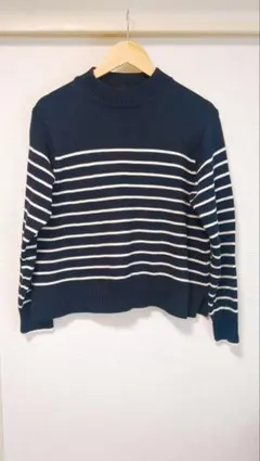 ユニクロ　ボーダーニット　ネイビー