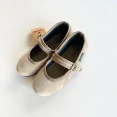 VICTORIA ベロアストラップシューズ 28 （18cm） beige