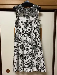 GRACE CONTINENTAL フラワー刺繍 ノースリーブワンピース