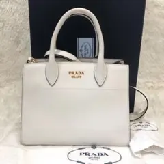 未使用級✨プラダ レザー　2way ハンドバッグ ショルダーバッグ ホワイト系