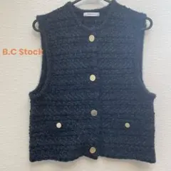 (数回着用　美品)ラメ入り　ツイード調ベスト　金ボタン　BC stock