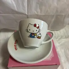 ハローキティ カップ・ソーサー 2個セット