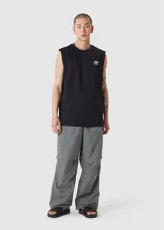 umbro エッセンシャル スリーブレス ブラック(UO321CSL71)のサムネイル