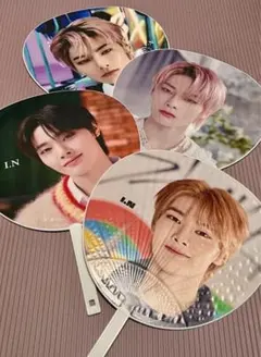 I.N うちわ 4枚セット