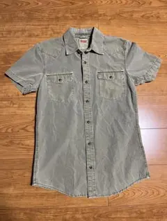 Levi’s 半袖 ウエスタンシャツ カーキ Sサイズ スナップボタンのサムネイル