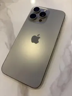 Apple iPhone 15 Promax ナチュラルチタニウム 256GB