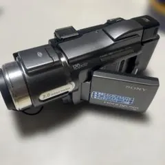 動作品】SONY DSC-R1 Carl Zeissレンズ難あり - メルカリ