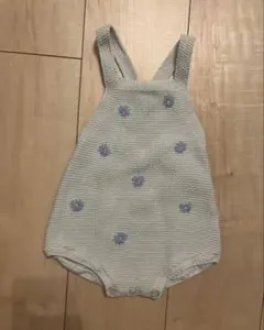 み*く様 ZARA水色 花柄刺繍 ロンパース 80