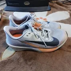 NIKEエアズームライバルフライ26