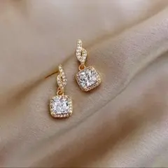 ✳️ゴールドライン CZダイヤピアス✳️只今SALE中✳️