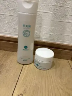 肌美精 薬用美白化粧水 美白クリーム セットのサムネイル
