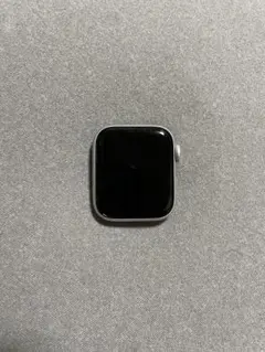 Apple Watch SE 40mm シルバー GPSモデル 充電器付き