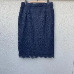 2592【ユニクロ】M♡花柄レース ミディ丈スカート ブラック 裏地