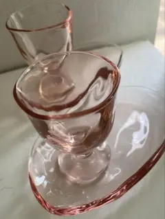 ミニグラス2個＆トレイ2個 セット 桜の季節にぴったり 石塚硝子 手びねり 桜色