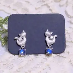 【極上❗一点物】幸運を運ぶ猫ちゃん 天然ムーンストーンピアス s925