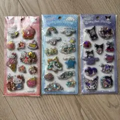 【正規品】サンリオ ハローキティ　クロミ　シナモンロールスパンコールシール