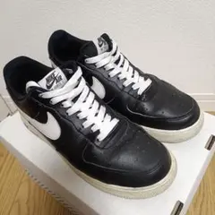 Nike Air Force 1 ブラック/ホワイト