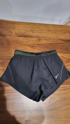 NIKE エアロスイフト　ランニングパンツ　サイズS
