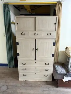 鍵付き桐箪笥　和箪笥　昭和レトロ　古家具アンティーク