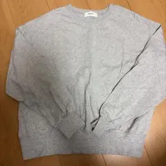 BEAMS HEART グレー クルーネックスウェットのサムネイル