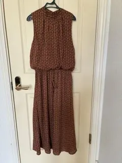 VIS ノースリーブ ロングワンピース花柄フリーサイズ