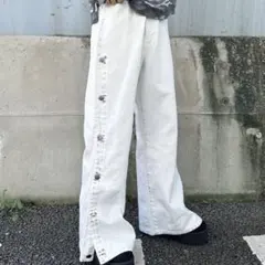 ホワイトデニムパンツ サイドボタン付き Mサイズ sedacle 新品未使用