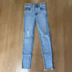 UNIQLO ウルトラストレッチスキニーハイライズジーンズ（サイズ23）