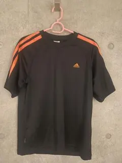 adidas アディダス Tシャツ 黒 オレンジ S