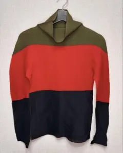 ISSEY MIYAKE イッセイミヤケ プリーツトップス ハイネックのサムネイル