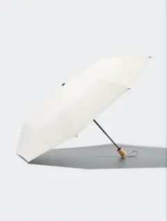 新品・タグ付 ユニクロUVカット傘コンパクトアンブレラ晴雨兼用・遮熱・遮光のサムネイル