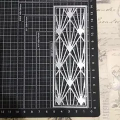 カッティングダイ 幾何学模様
