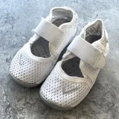 NIKE ナイキ　リトルリフト　スニーカー　サンダル　ホワイト　13㎝　ベビー