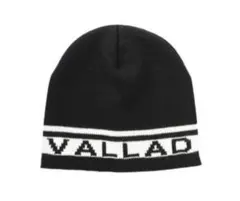 テクラシ　VALLAD ロゴ入り 黒ニット帽 VALLAD / バラッド × JOE / CIRCLE LOGO BEANIE（ニットキャップ