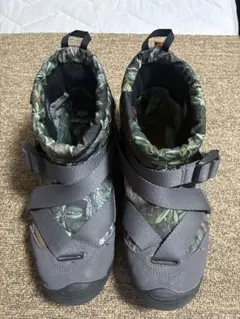 ⭐️冬物セール KEEN⭐️「新品 未使用 箱無 送料込」フッドゼラWP 