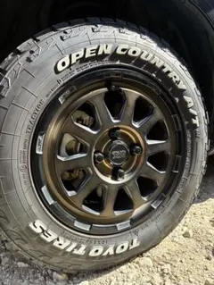 トーヨータイヤ OPEN COUNTRY at3 タイヤホイールセットのサムネイル