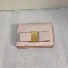 Salvatore Ferragamo 二つ折り財布 ヴァラ リボン ピンクのサムネイル