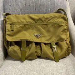 PRADA オリーブグリーン ショルダーバッグ