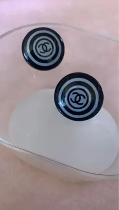 CHANEL ストライプデザイン ピアス(両耳用)