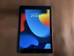 Apple iPad 第5世代 128GB Wi-Fiモデル スペースグレイのサムネイル
