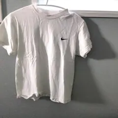 NIKE Tシャツ ホワイト ワンポイントロゴ
