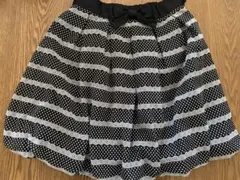黒と白のストライプ　バルーンスカート