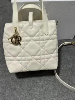 ホワイト// ショルダーバッグ***