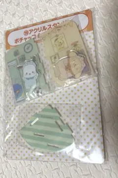 サンリオ当たりくじ　アクリルスタンド　ポチャッコ　ポムポムプリン