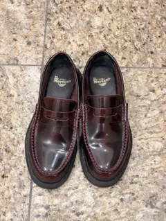 Dr. Martens バーガンディ ローファー
