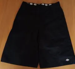 Dickies 黒 ショートパンツ