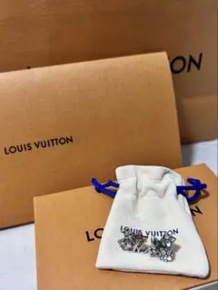 LOUIS VUITTONピアス・ピュス ルルグラム シルバーのサムネイル